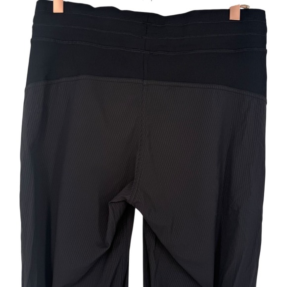 Lululemon Women's Dance Studio Jogger Pants Black Size 8 Activewear Athleisure - Picture 8 of 11